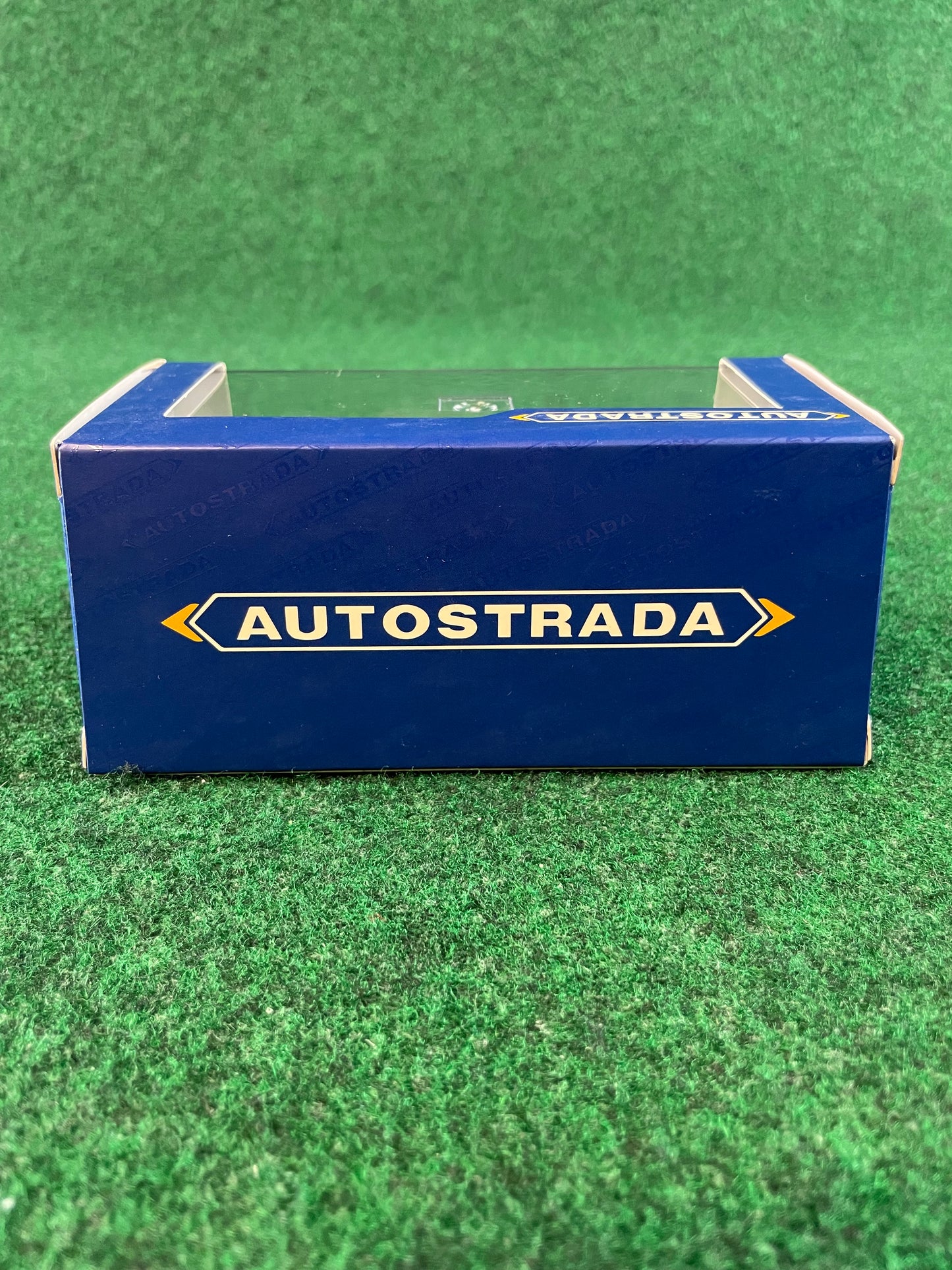 Autostrada - Nissan Skyline R32 GT-R (Silver) 1/43 Scale Diecast