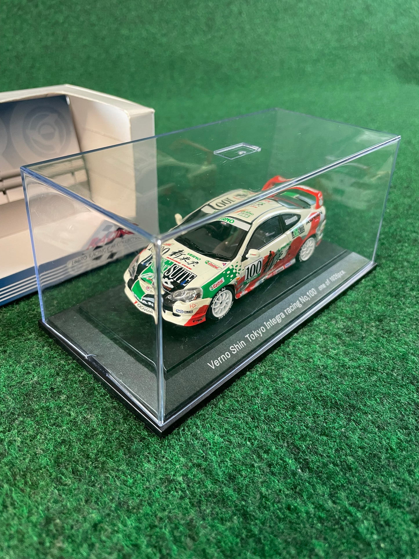 EBBRO Racing Car Collection - Verno Shin Tokyo Honda Integra Type R DC5 1/43 Scale Diecast