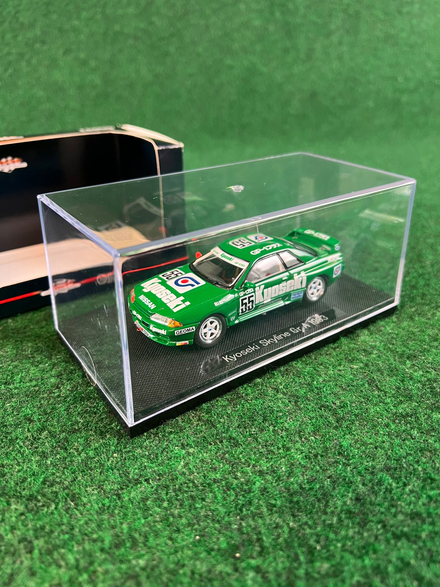 EBBRO Racing Collection Kyoseki 1993 Nissan Skyline R32 GTR 1/43 Scale Diecast