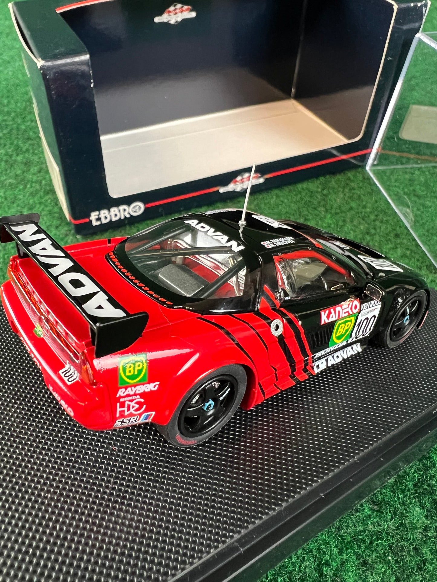 EBBRO Racing Collection - Advan BP JGTC 1996 Honda NSX 1/43 Scale Diecast