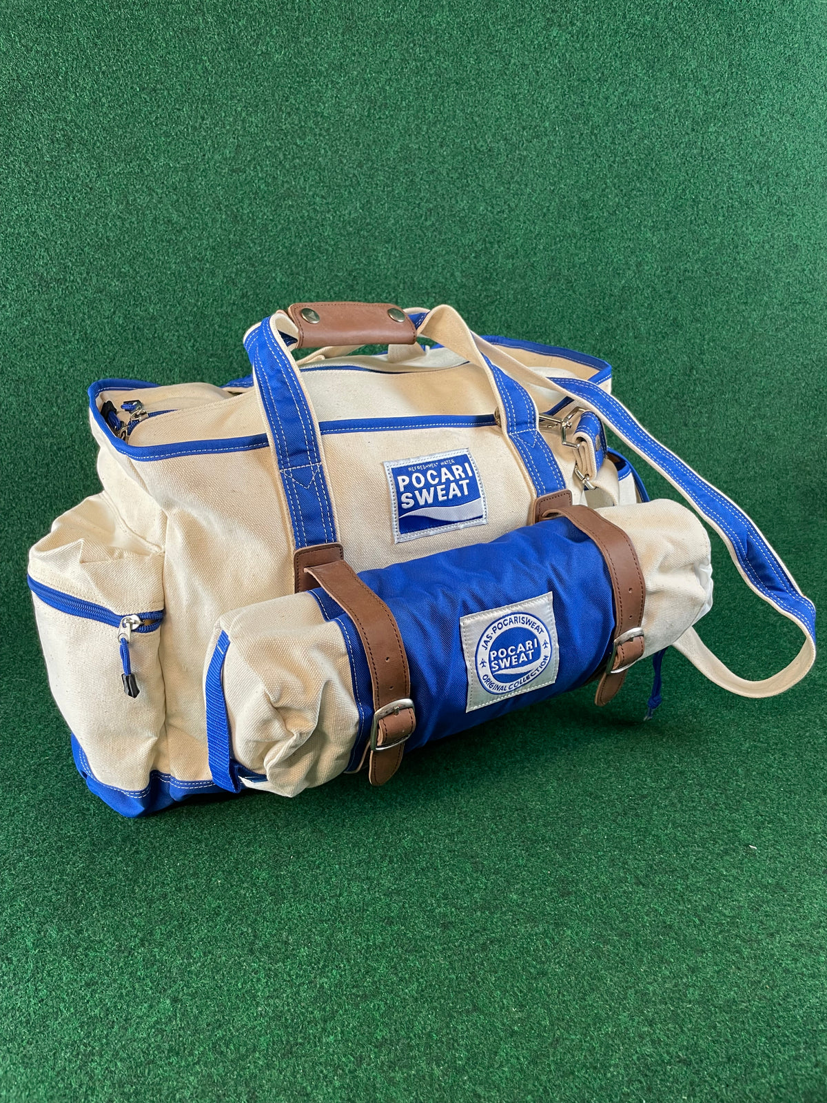 Pocari Sweat Large Canvas Bag & Blanket Set