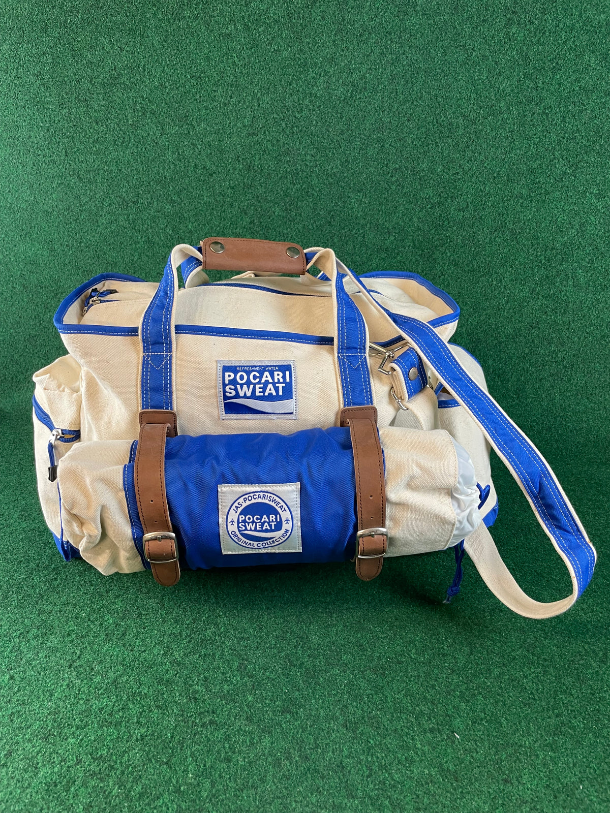 Pocari Sweat Large Canvas Bag & Blanket Set