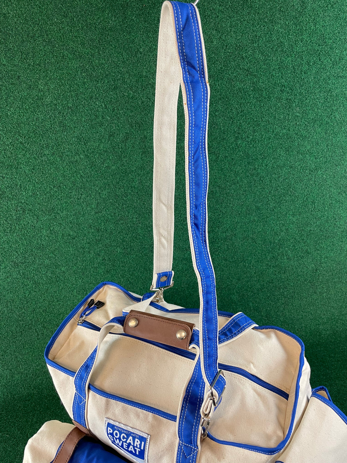 Pocari Sweat Large Canvas Bag & Blanket Set