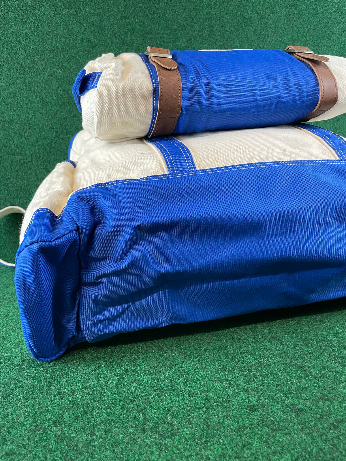 Pocari Sweat Large Canvas Bag & Blanket Set