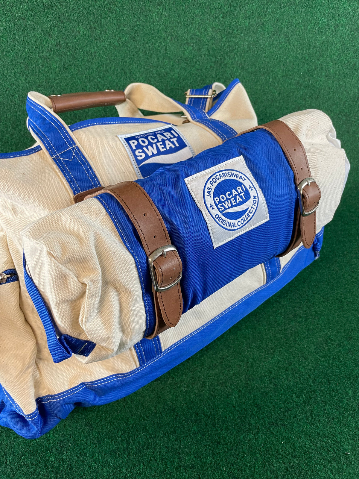 Pocari Sweat Large Canvas Bag & Blanket Set