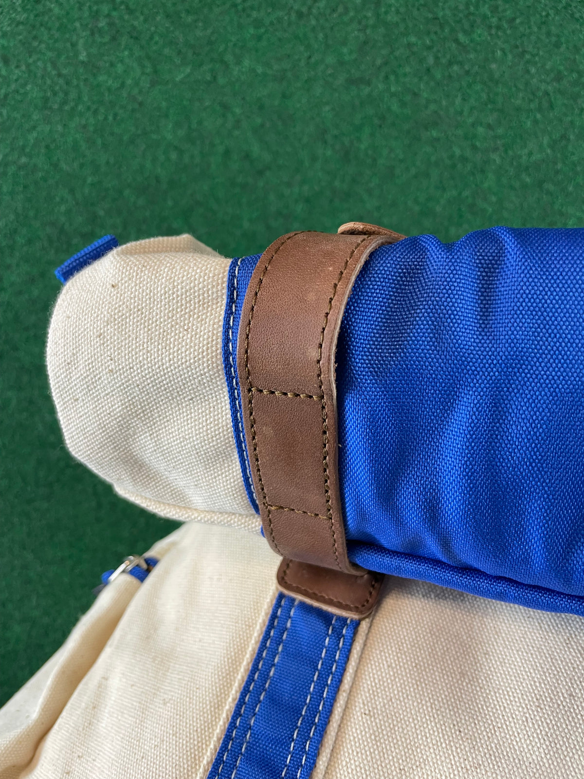Pocari Sweat Large Canvas Bag & Blanket Set