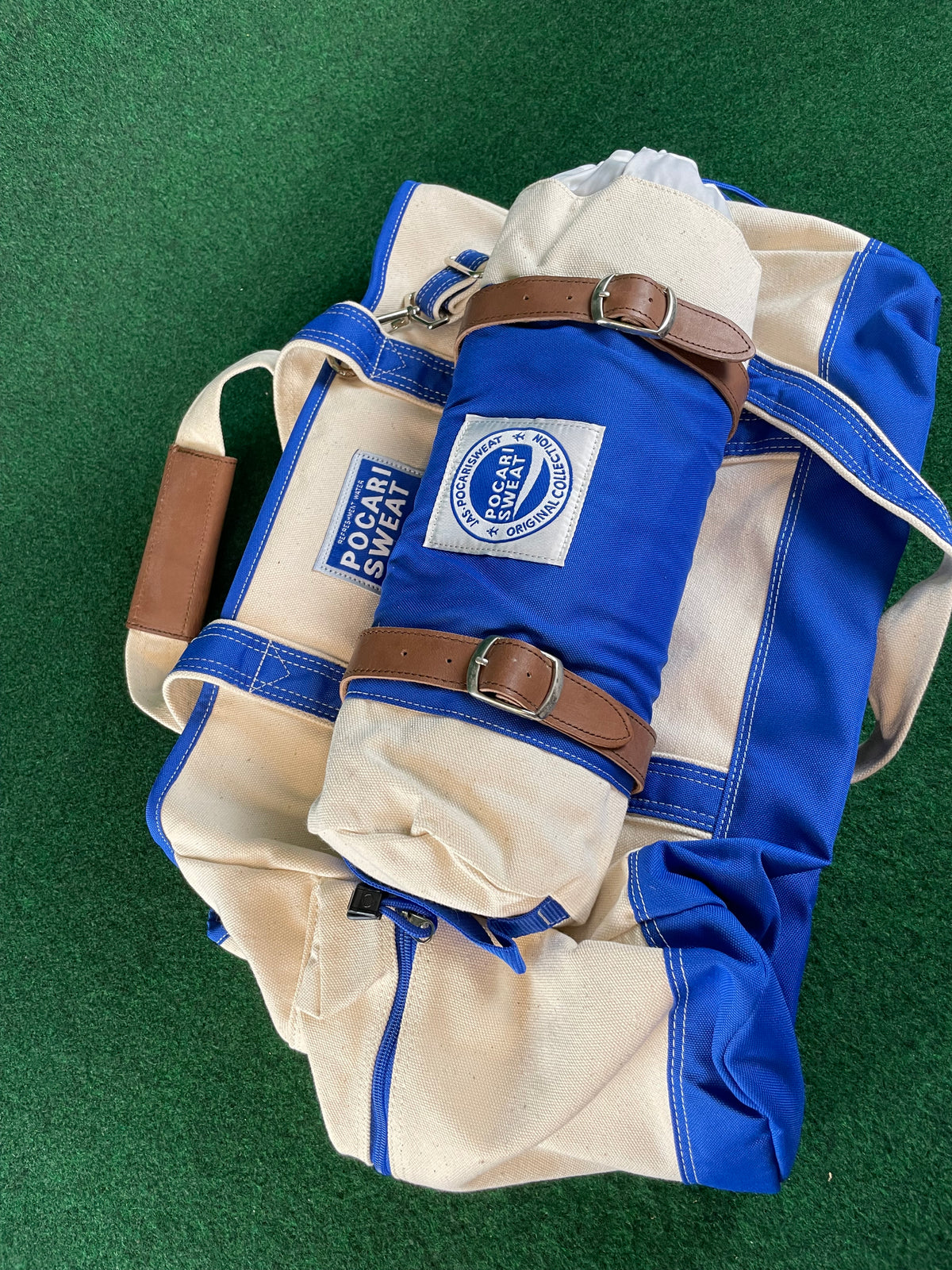 Pocari Sweat Large Canvas Bag & Blanket Set