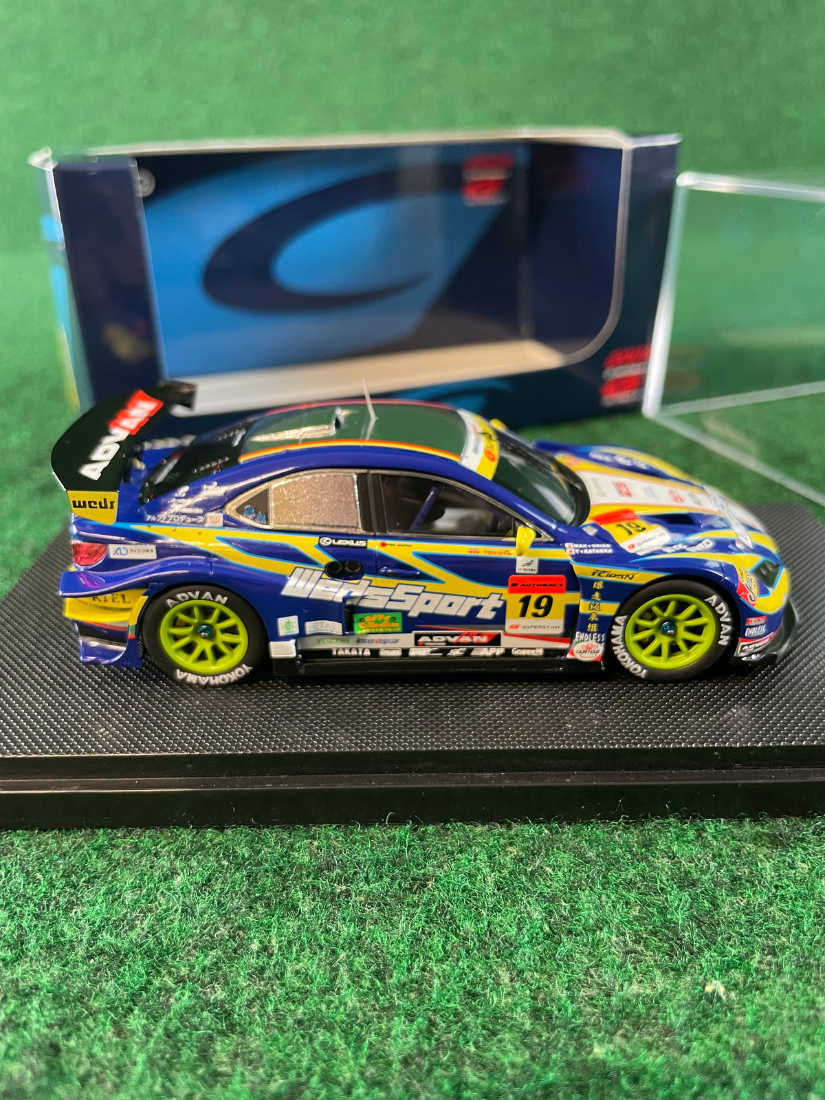 EBBRO 2009 Super GT WedsSport Lexus IS350 1/43 Scale Diecast