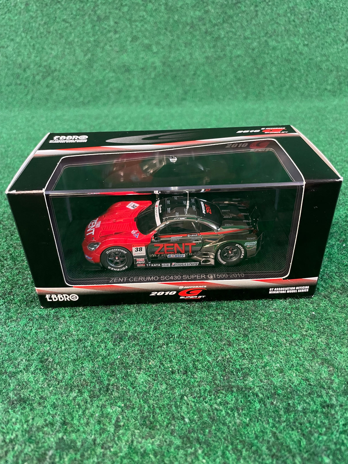EBBRO 2010 Super GT ZENT Cerumo GT500 Lexus SC430 1/43 Scale Diecast