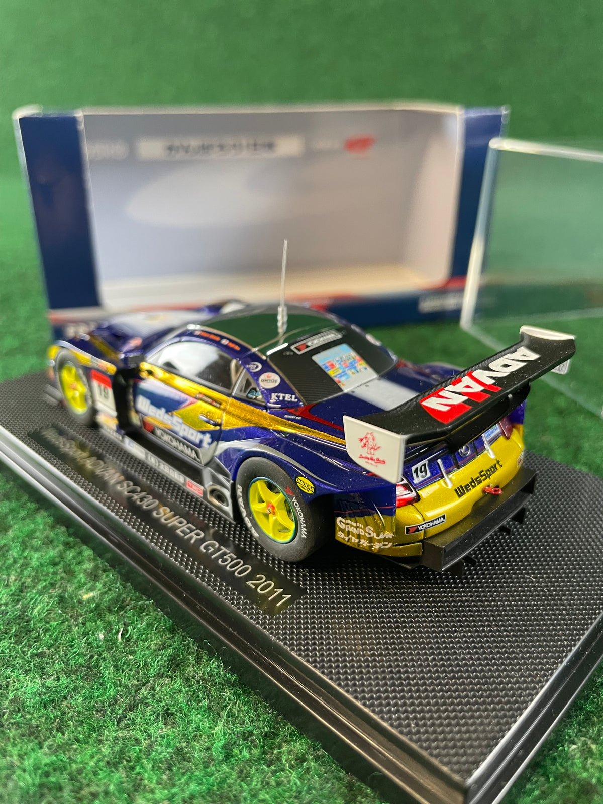 EBBRO 2011 Super GT WedsSport GT500 Lexus SC430 1/43 Scale Diecast