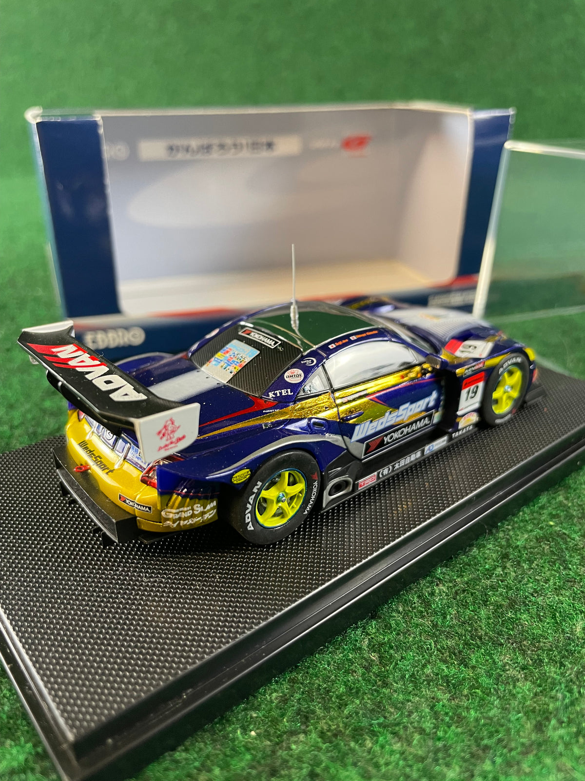 EBBRO 2011 Super GT WedsSport GT500 Lexus SC430 1/43 Scale Diecast