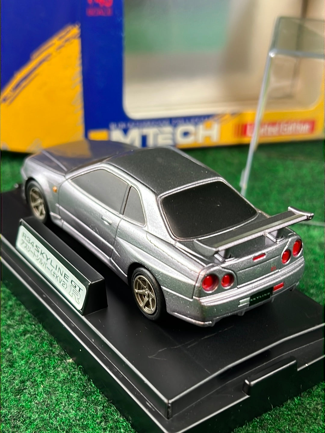 MTECH EPOCH Limited Edition KV2 Nissan Skyline R34 GTR Diecast