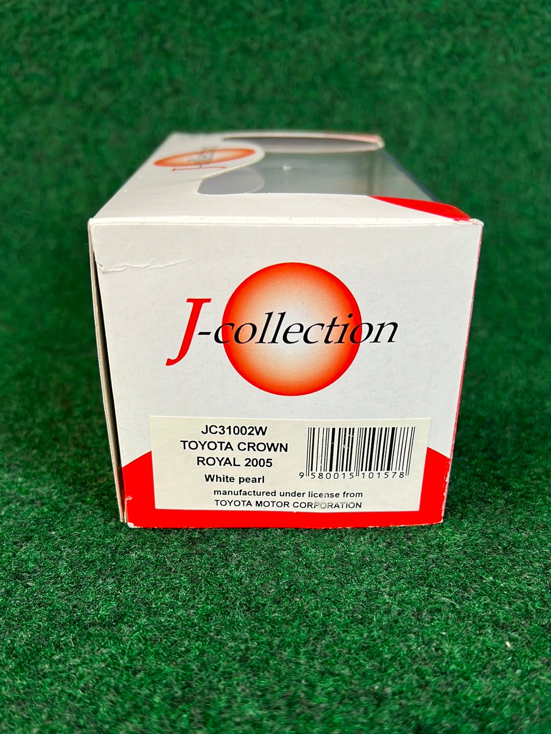 J-Collection (KYOSHO) 2005 Toyota Crown Royal Modified 1/43 Scale Diecast